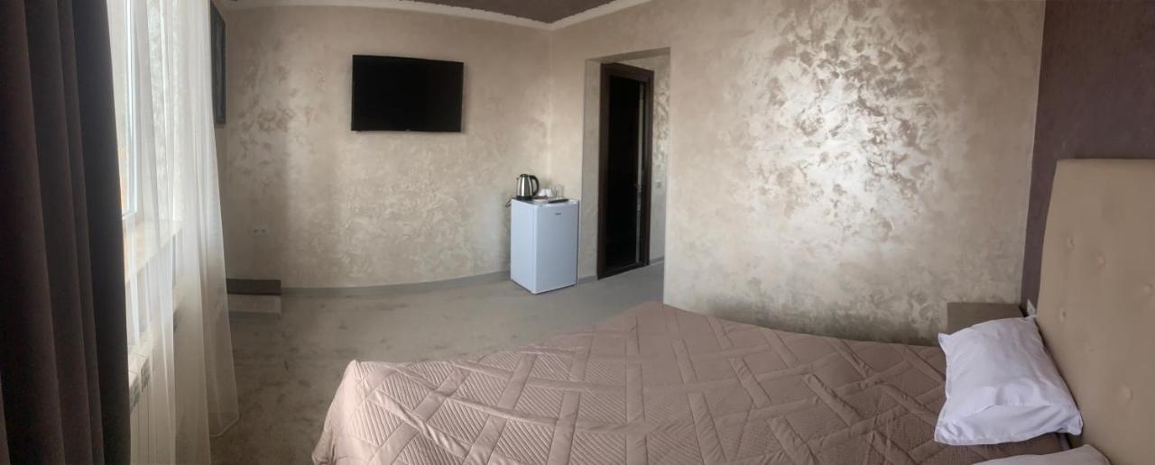 Hotel Maruna Севан Екстериор снимка