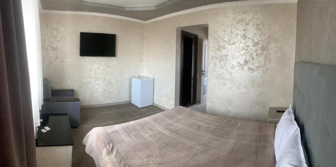 Hotel Maruna Севан Екстериор снимка